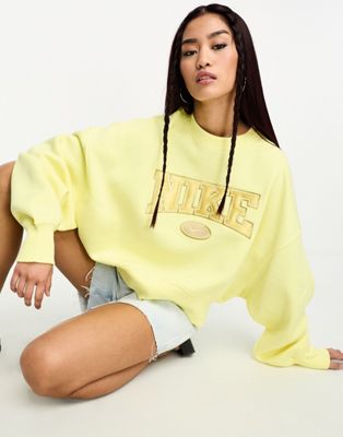 Nike retro fleece sweatshirt in yellow