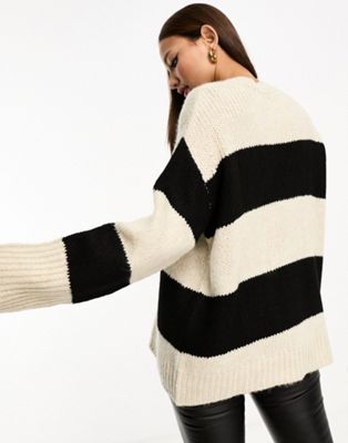 ASOS DESIGN Tall oversized sweater with crew neck in stripe