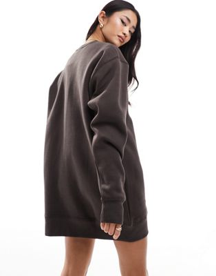 Pull&Bear oversized sweatshirt dress in chocolate brown